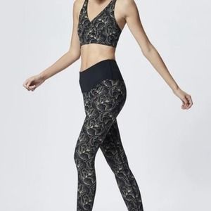 NWOT Varley Estrella Legging (Peach Floral)